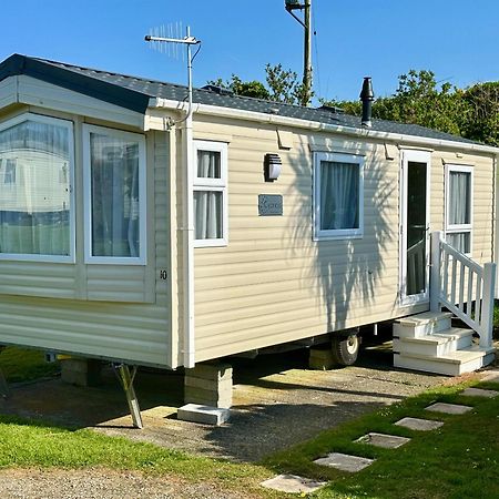 Roselands Caravan Park, Nr Lands End, Cornwall Сейнт-Джаст Экстерьер фото