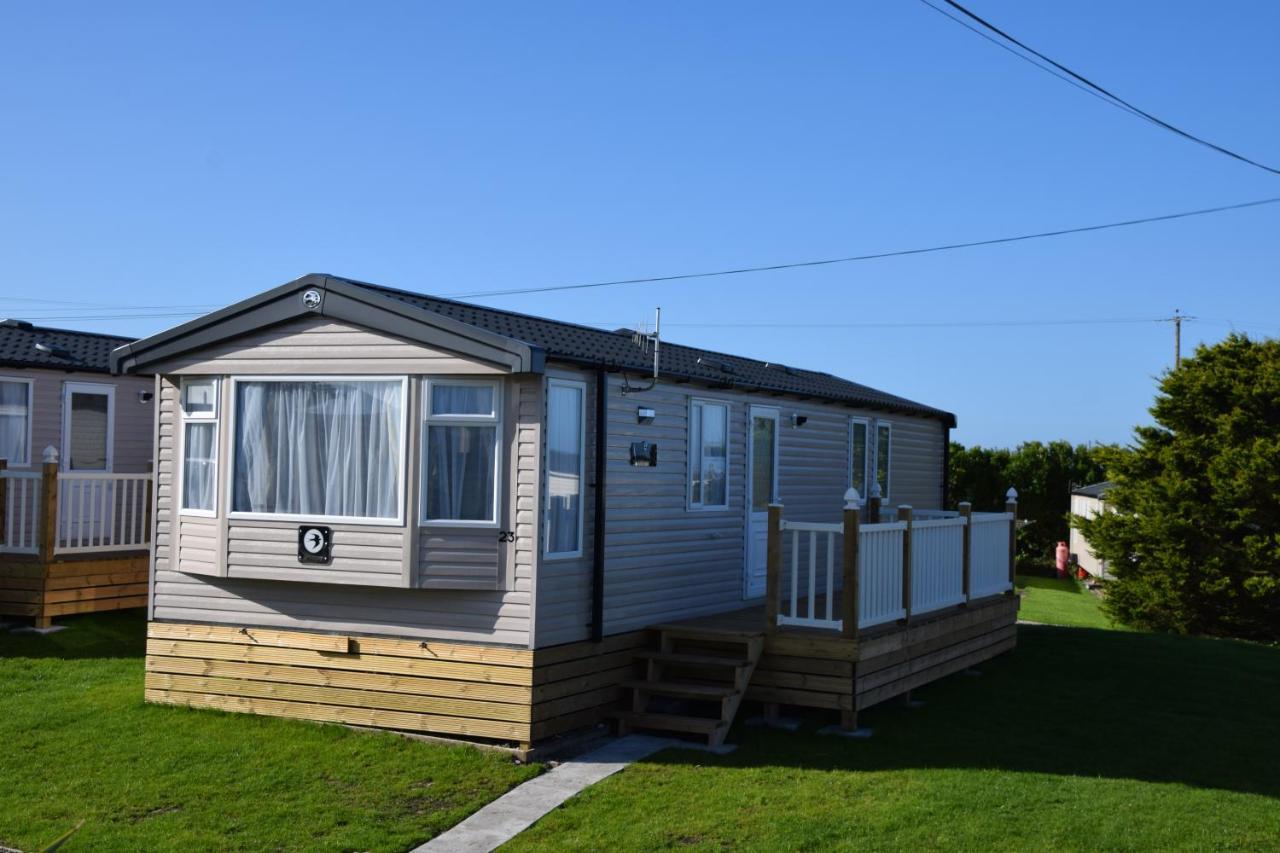Roselands Caravan Park, Nr Lands End, Cornwall Сейнт-Джаст Экстерьер фото