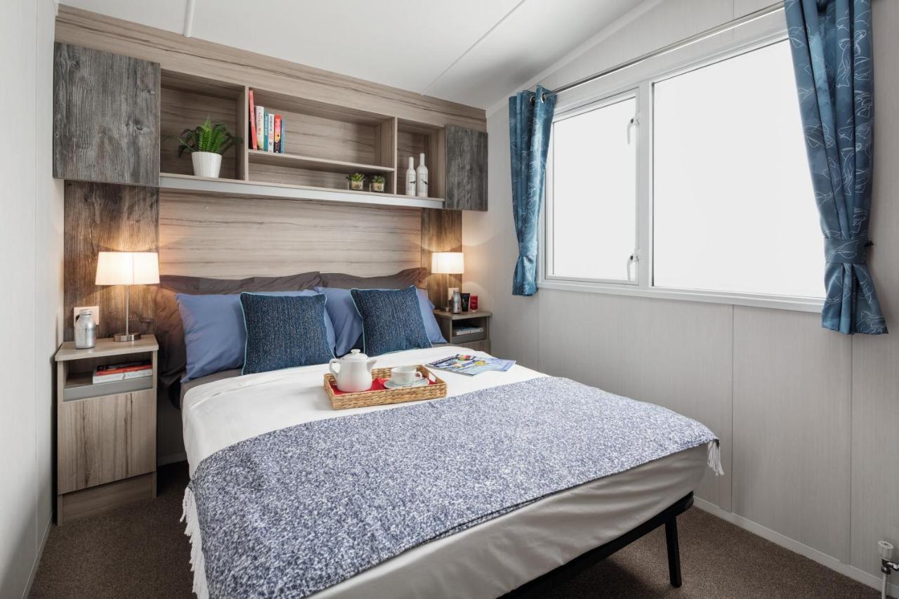 Roselands Caravan Park, Nr Lands End, Cornwall Сейнт-Джаст Экстерьер фото