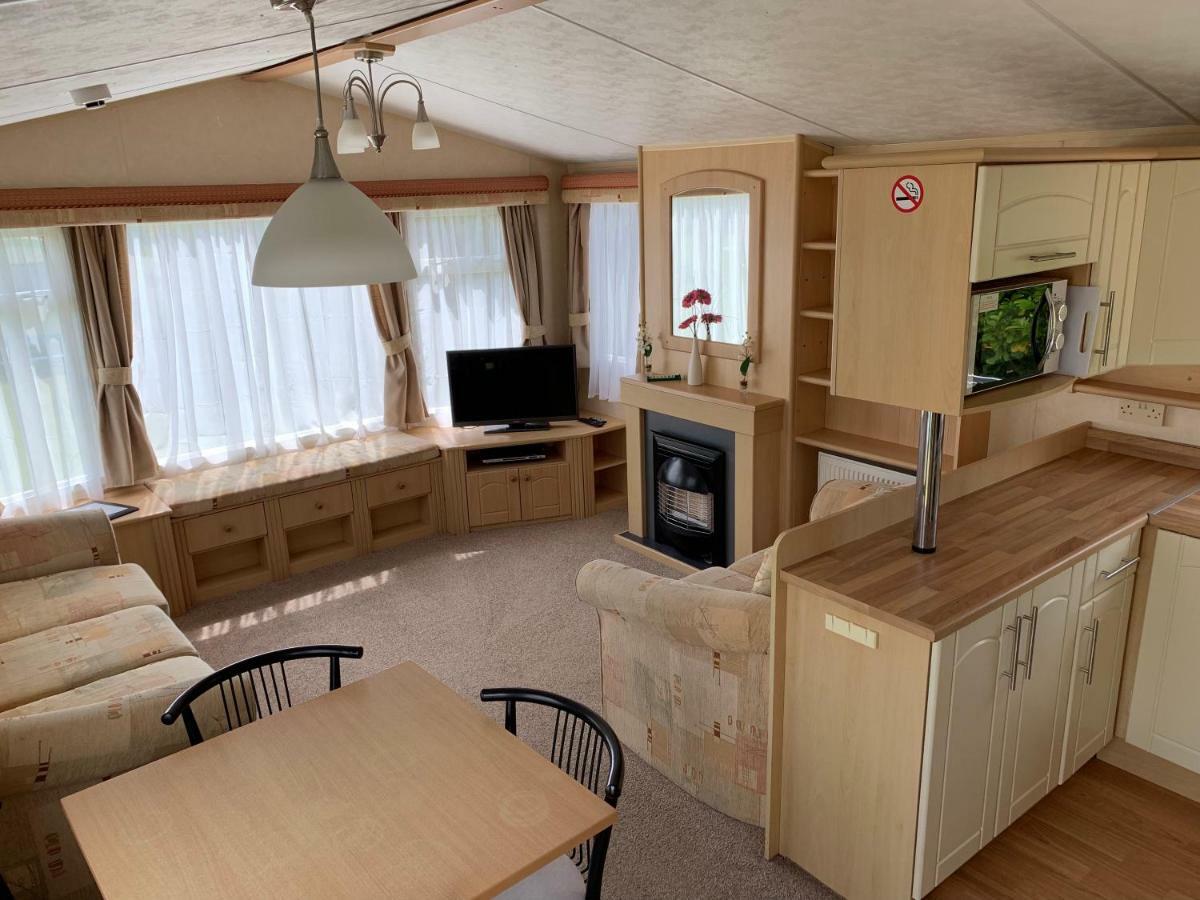 Roselands Caravan Park, Nr Lands End, Cornwall Сейнт-Джаст Экстерьер фото