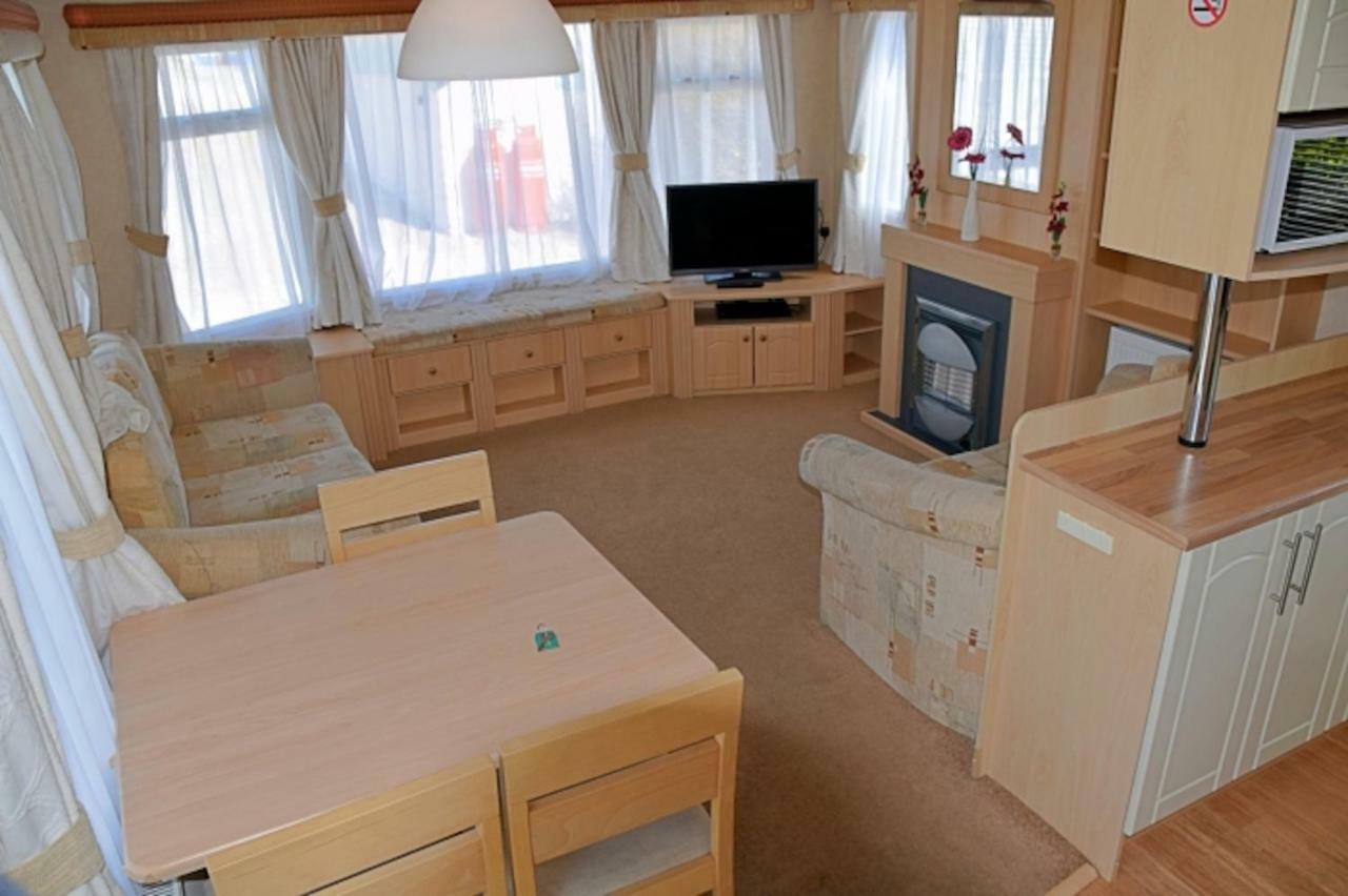 Roselands Caravan Park, Nr Lands End, Cornwall Сейнт-Джаст Экстерьер фото