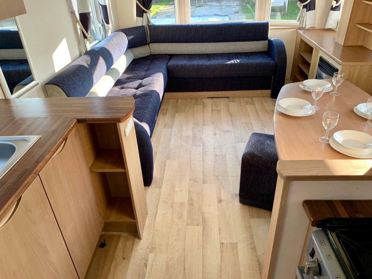Roselands Caravan Park, Nr Lands End, Cornwall Сейнт-Джаст Экстерьер фото
